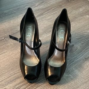 Bcbg patent black peep toe Mary Jane shoes